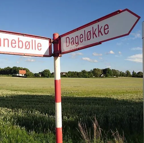 B&B Strandhuset Bed and Breakfast Tranekær