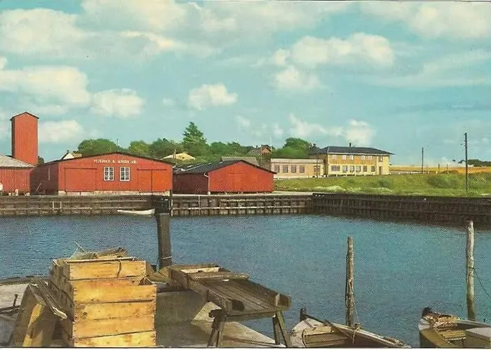 B&B Strandhuset 3* Tranekær